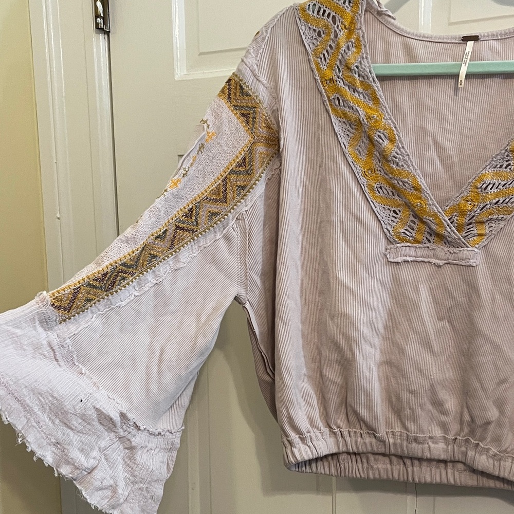 Free People Cross Country Top in Sand Size Medium Boho Cropped Long Sleeve - Picture 6 of 14